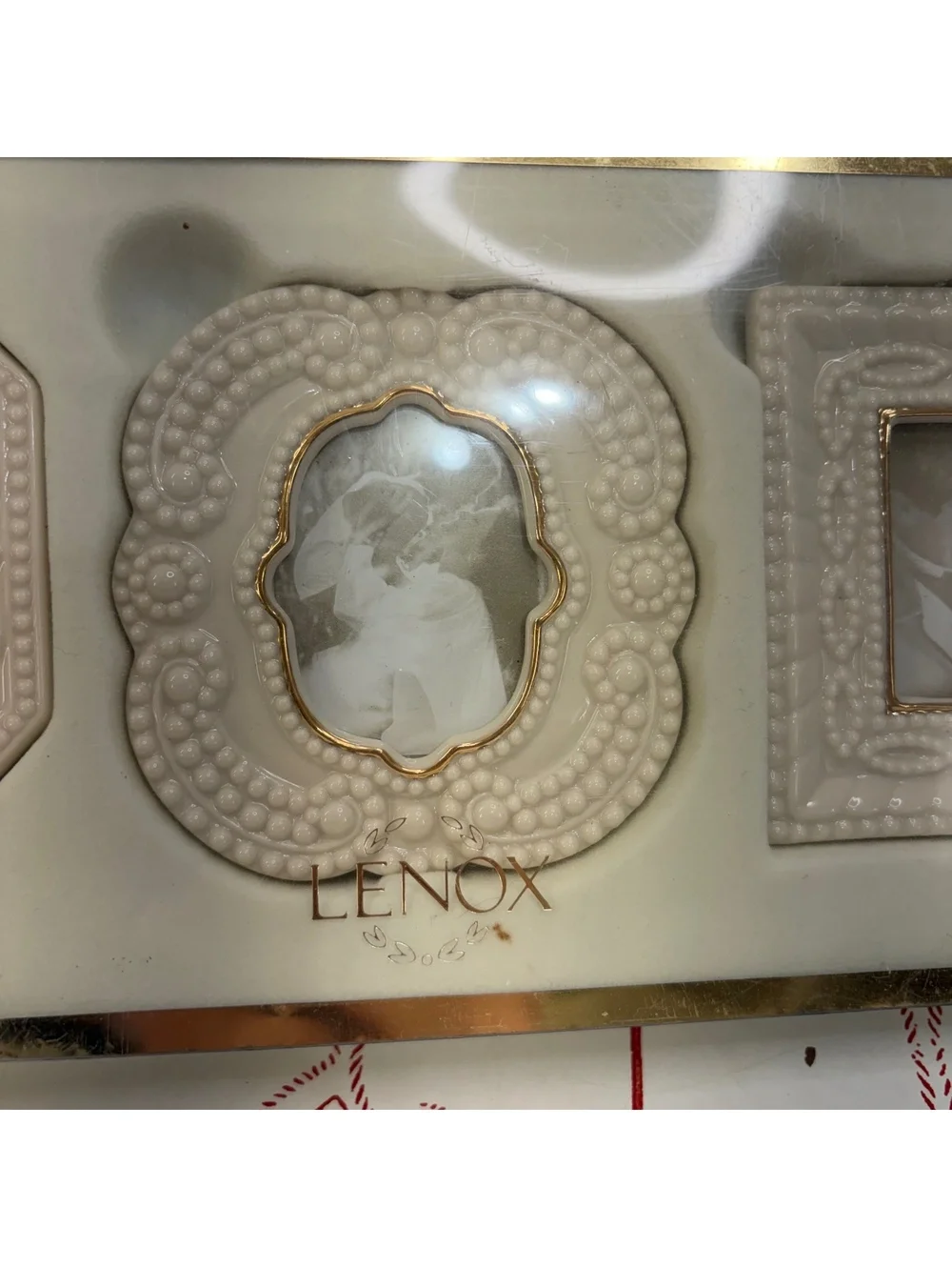 Lenox set of 3 picture frames new in box with damage to the package vintage y2k